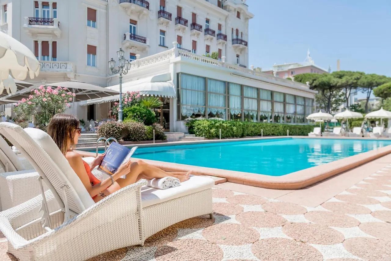 Residenza Parco Fellini Hotel Rimini 4*,  Italië