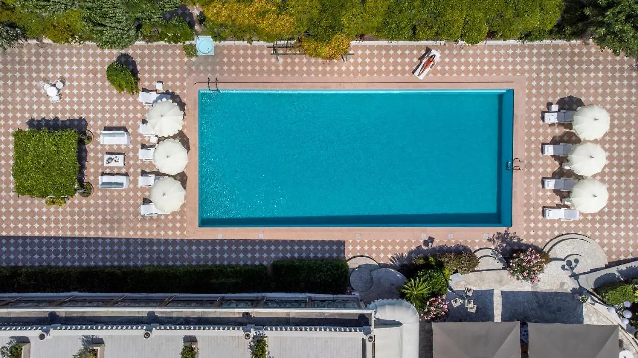 Residenza Parco Fellini Hotel Rimini