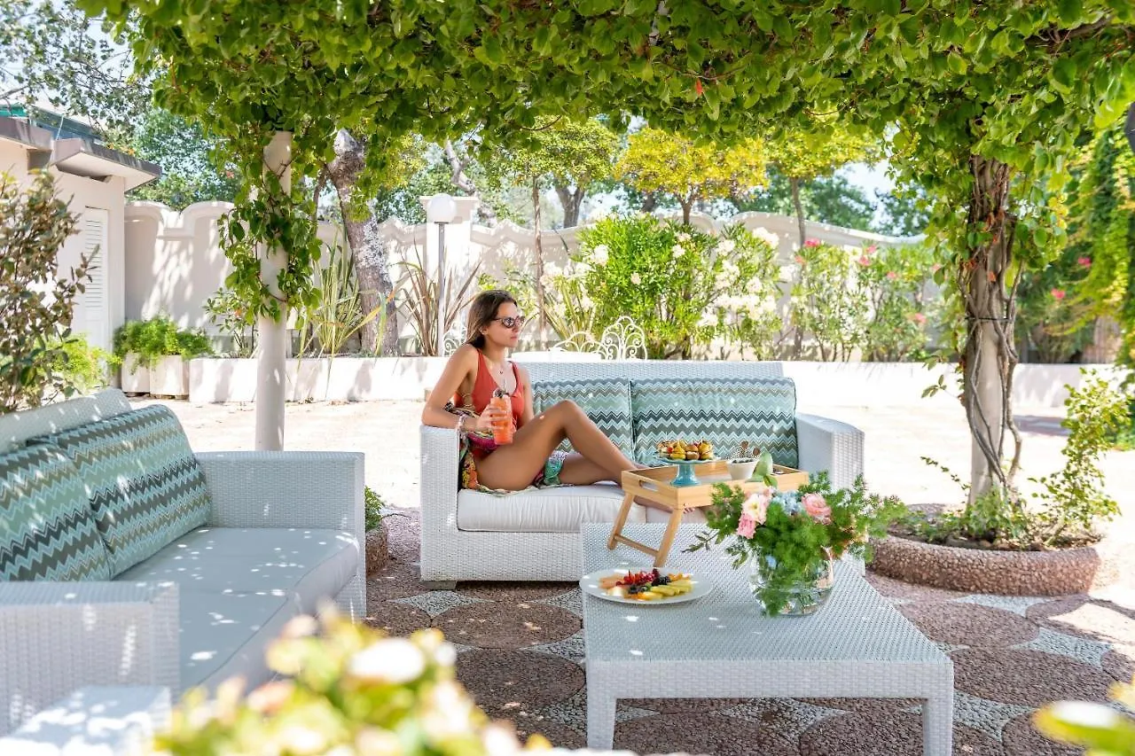 Residenza Parco Fellini Hotel Rimini 4*,